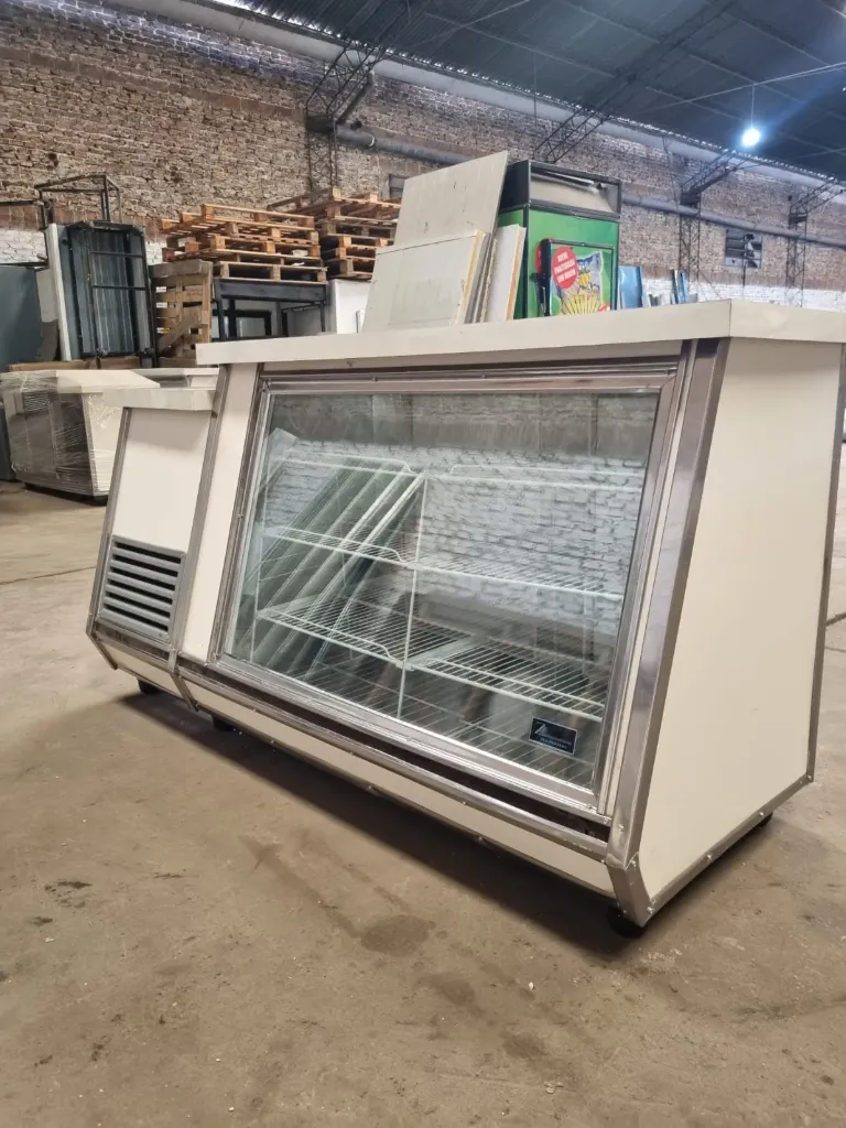 Vitrina linea classic de 2,00m